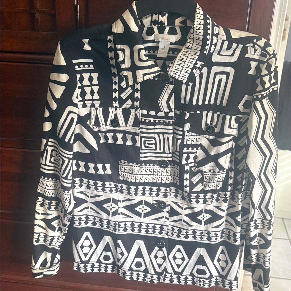 Chico's Black and White Geometric Jacket Size 1